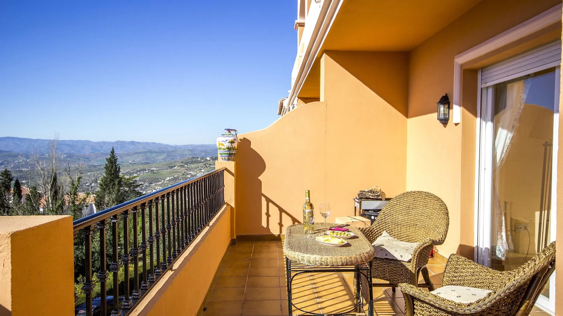 Hotel Rural Sierra Tejeda Alcaucín