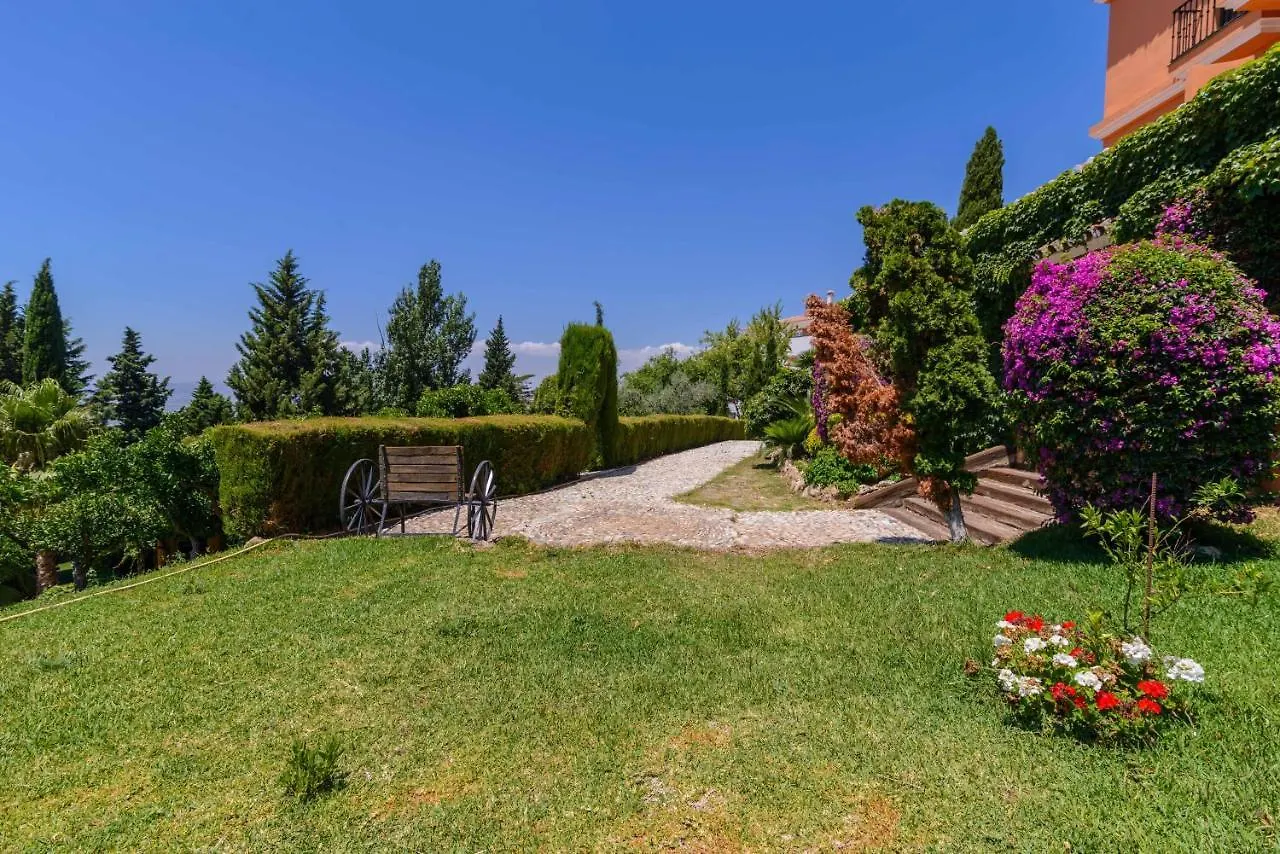 Hotel Rural Sierra Tejeda Alcaucín 2*,